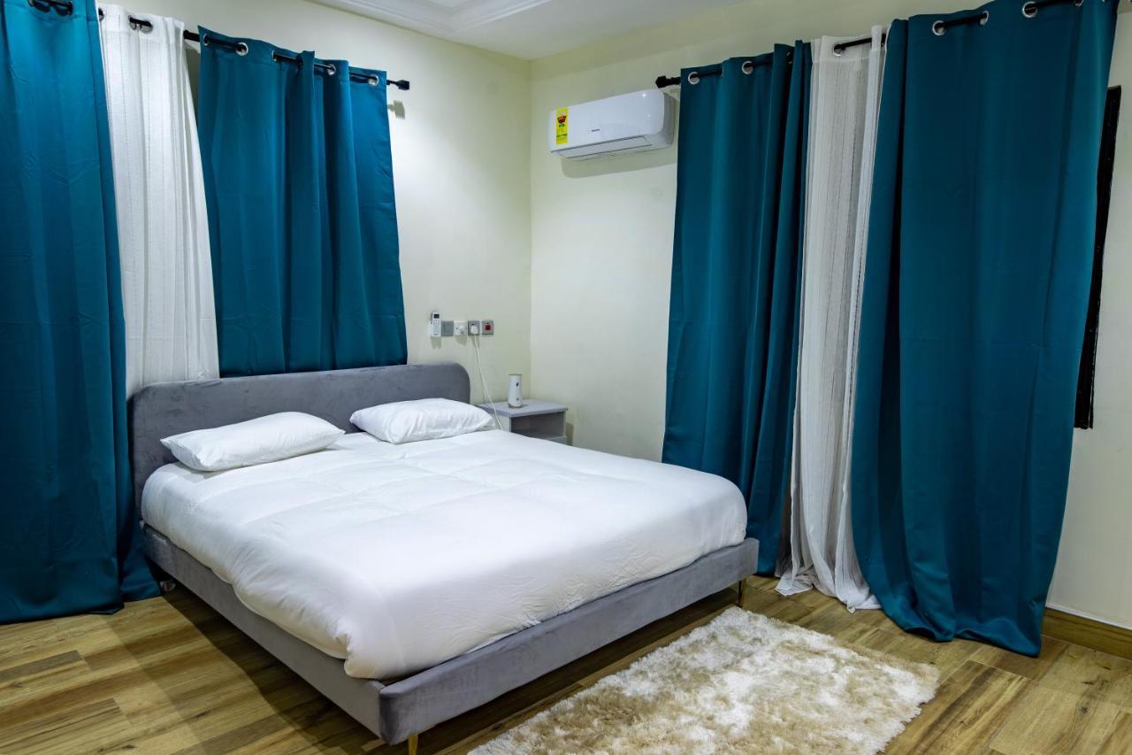 Cloud9 Luxury Apartments Accra Ngoại thất bức ảnh