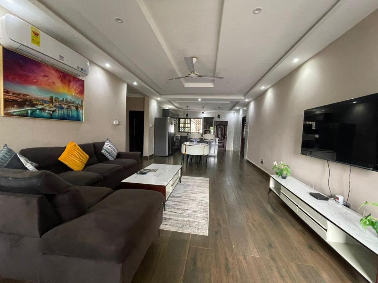Cloud9 Luxury Apartments Accra Ngoại thất bức ảnh