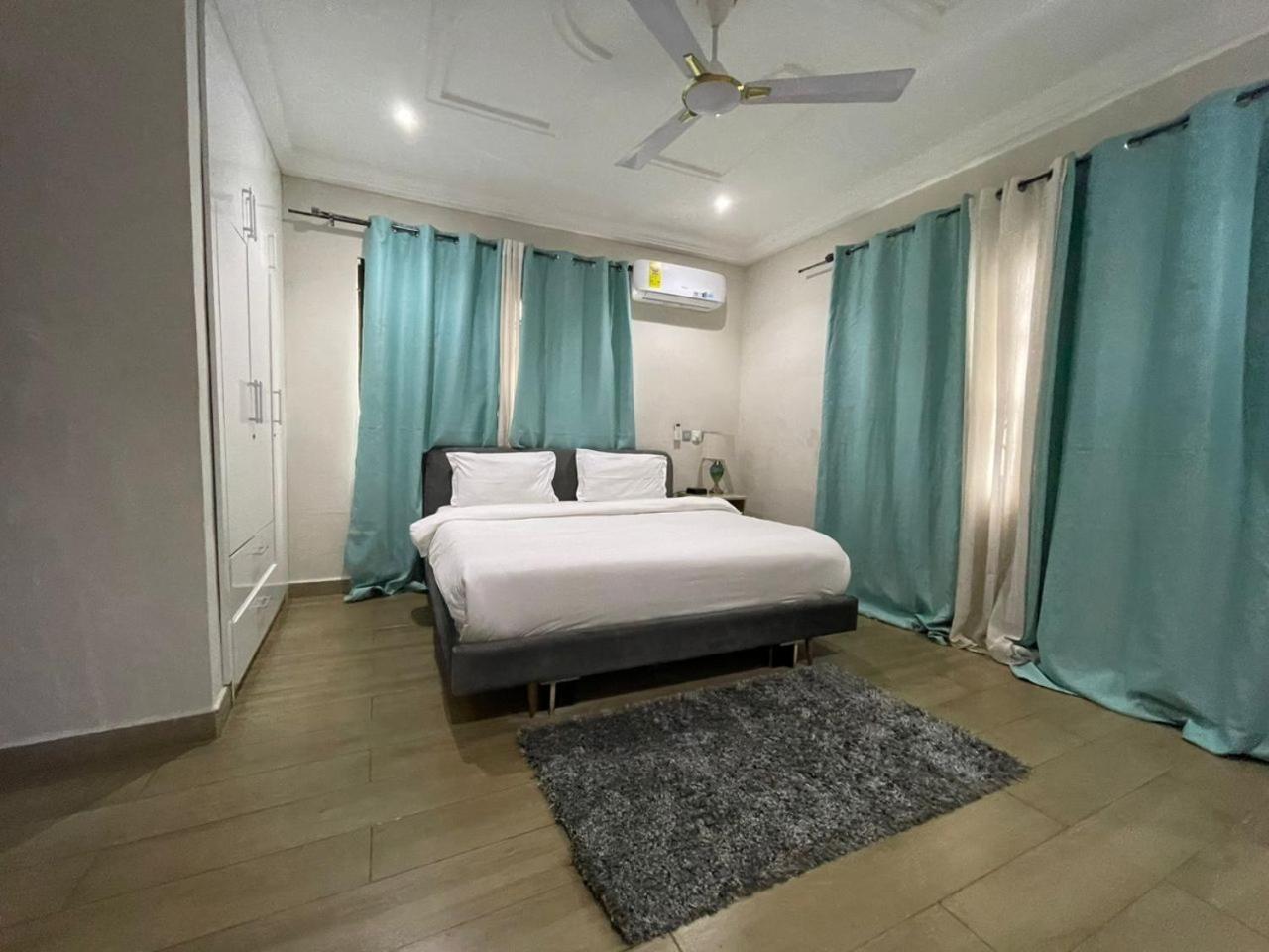 Cloud9 Luxury Apartments Accra Ngoại thất bức ảnh